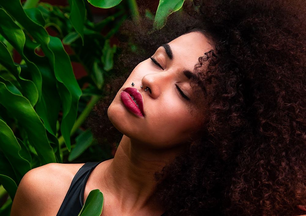 Non-Greasy Natural Oils for Black Hair