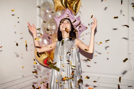 confetti balloons New Years Eve Celebration Ideas