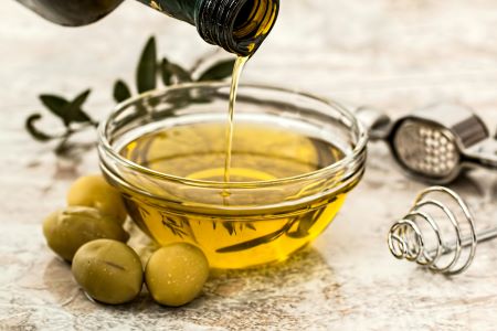 olive oil skincare benefits