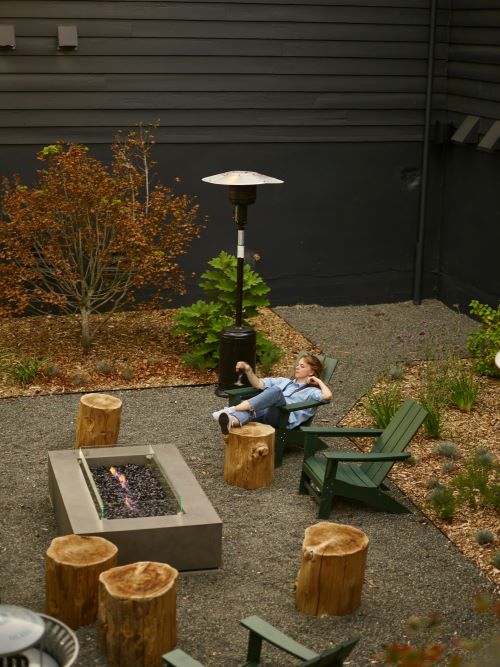 How to Decorate Your Garden Like a Hotel 5 Build a Private Retreat Area