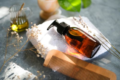 10 Tried-and-True Tips for Detangling Curly Hair Without Breakage 2 Detangling Curly Hair 1